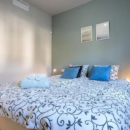 Apartment 220 Arruzafa Stollar